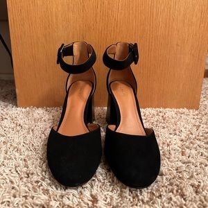 NWT & Other Stories black suede block heels with ankle strap